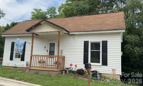 358 Nesbit Ave, Mooresville, NC, 28115-3340 | Card Image