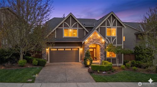 27174 Se 18th Pl, Sammamish, WA, 98075-5979 | Card Image