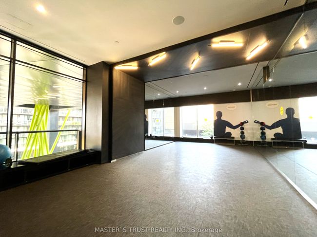 809 - 125 Peter St, Condo with 2 bedrooms, 1 bathrooms and 1 parking in Toronto ON | Image 28