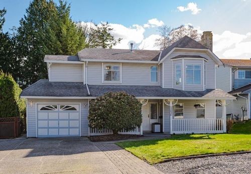 13526 64a Ave, Surrey, BC, V3W9H7 | Card Image