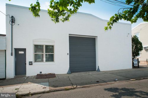 49-4547 E Thompson St, PHILADELPHIA, PA, 19137-2003 | Card Image