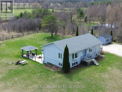 585206 Side Rd, Markdale, ON, N0C1H0 | Card Image