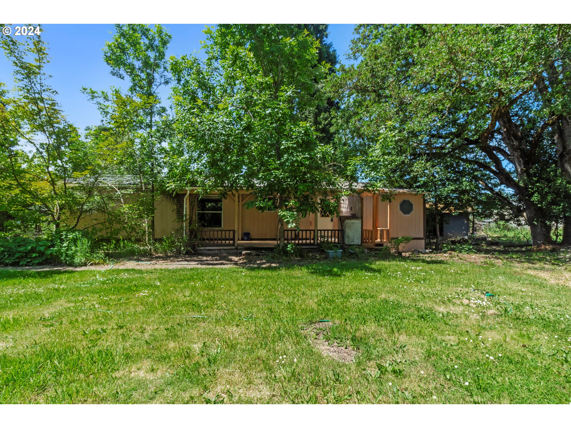 Cedar Park Rd, Cottage Grove, OR 97424