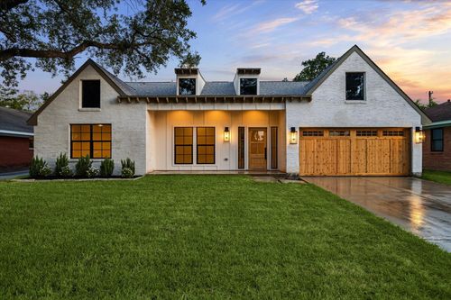 6227 Grovewood Ln, Houston, TX, 77008-3217 | Card Image