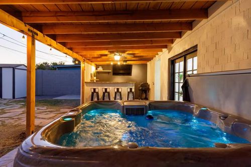 8447 E Vernon Ave, Scottsdale, AZ, 85257-2433 | Card Image