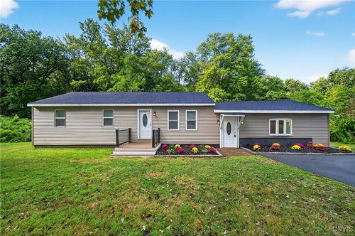 9541 Horseshoe Island Rd, Clay, NY, 13041-9688 | Card Image