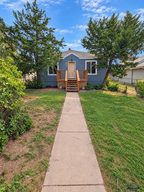1616 5th St, Rapid City, SD, 57701-3732 | Card Image