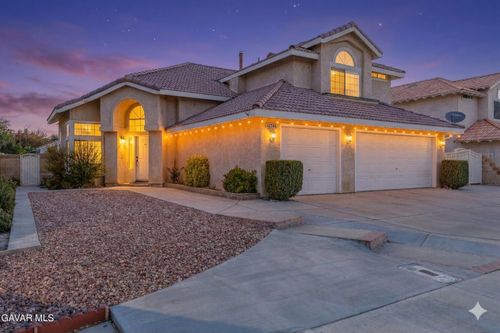 44345 Shad St, Lancaster, CA, 93536-1032 | Card Image