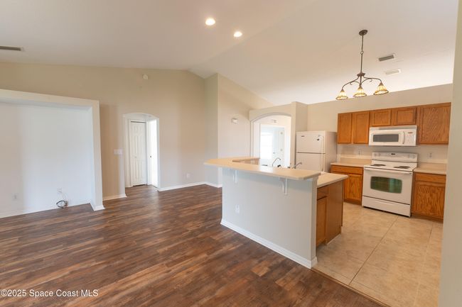 466 Olney St Sw, House other with 3 bedrooms, 2 bathrooms and null parking in PALM BAY FL | Image 13