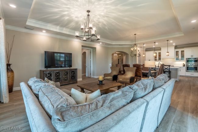 UNIT-102 - 16375 Viansa Way, Condo with 3 bedrooms, 4 bathrooms and null parking in NAPLES FL | Image 8
