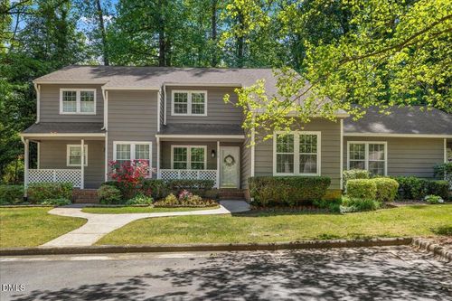 118 Lake Hollow Cir, Cary, NC, 27513-4929 | Card Image
