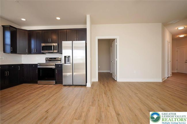 APT-201 - 1763 Madison Ave, Condo with 2 bedrooms, 2 bathrooms and null parking in BETHLEHEM PA | Image 10