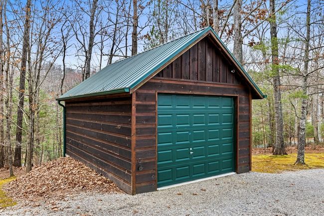 1994 Douthit Rd, Home with 3 bedrooms, 2 bathrooms and 3 parking in Mineral Bluff GA | Image 44