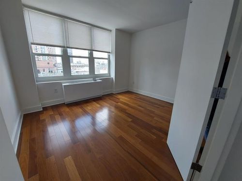 apt-2401-88 Morgan St, Jersey City, NJ, 07302-1450 | Card Image