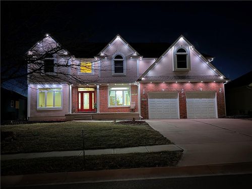 3796 Sw Boulder Dr, Lee's Summit, MO, 64082-4830 | Card Image