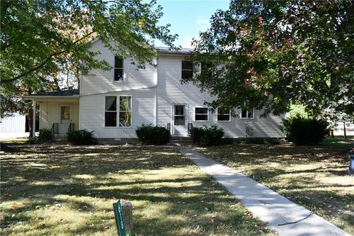 618 N County Road 475 E, Tuscola, IL, 61953-7540 | Card Image