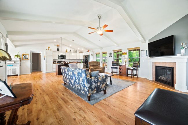 20 Boulder Dr, House other with 3 bedrooms, 3 bathrooms and 2 parking in Carlock IL | Image 4