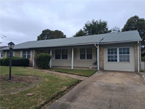 641 Table Rock Rd, Virginia Beach, VA, 23452-2841 | Card Image