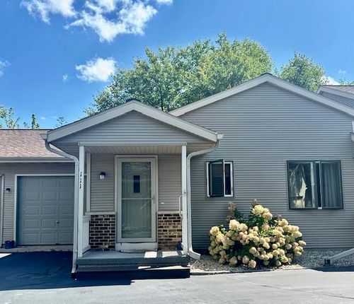 111 White Tail Drive, Sun Prairie, WI, 53590 | Card Image