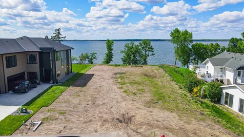 11600 Indian Beach Rd, Spicer, MN, 56288-8626 | Card Image