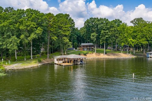 118 Paradise Pt, Macon, NC, 27551-9558 | Card Image