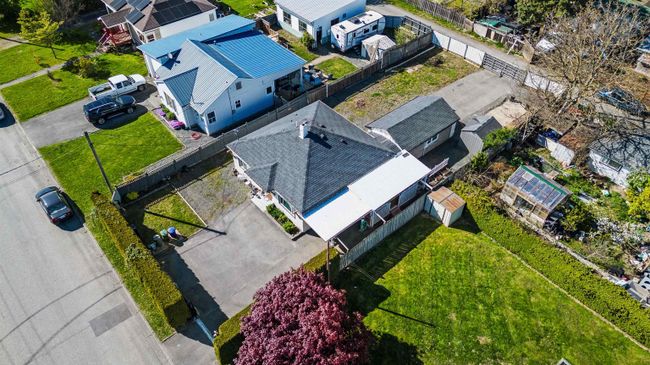 46073 Fourth Avenue, House other with 3 bedrooms, 2 bathrooms and 10 parking in Chilliwack BC | Image 1