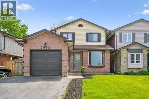 2432 Malcolm Crescent, Burlington, ON, L7P3Y4 | Card Image