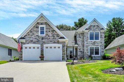 6873 Old Course Rd, FAYETTEVILLE, PA, 17222-9464 | Card Image