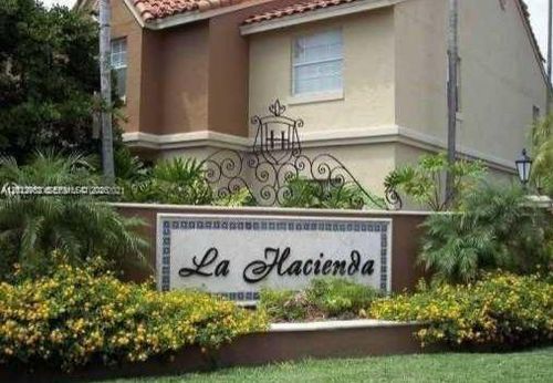 b-18308 Nw 68th Ave, Hialeah, FL, 33015-3416 | Card Image