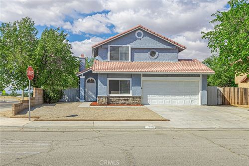 1503 E Kildare St, Lancaster, CA, 93535-2718 | Card Image