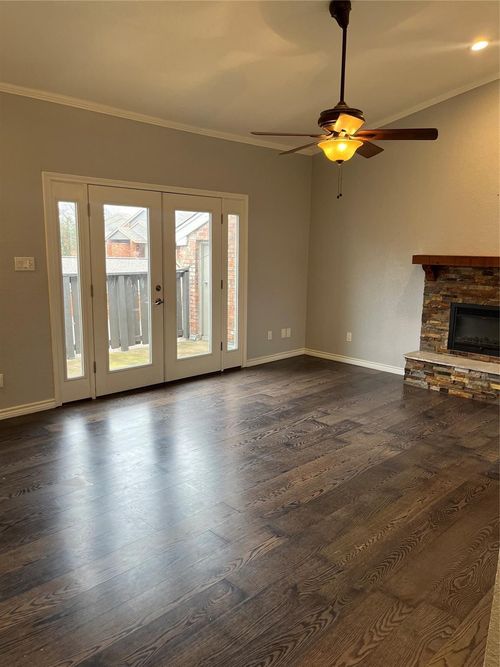 apt-247-411 Pebble Way, Arlington, TX, 76006-3573 | Card Image