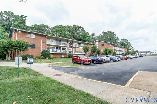 934-5616 Crenshaw Rd, Richmond, VA, 23227-2516 | Card Image