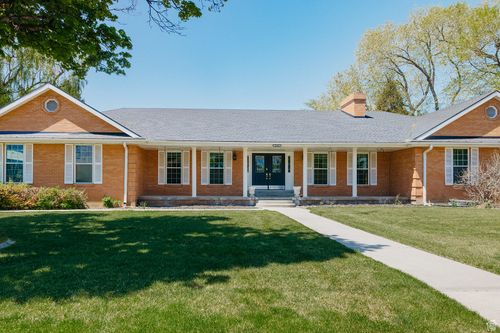 11584 N 6000 W, Highland, UT, 84003-8835 | Card Image