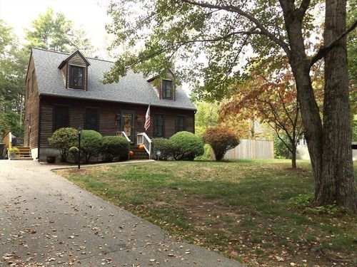 336 Maple St, Franklin, MA, 02038-1690 | Card Image