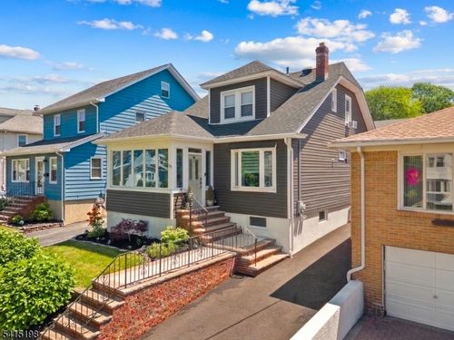 22 William St, North Arlington, NJ, 07031-6153 | Card Image