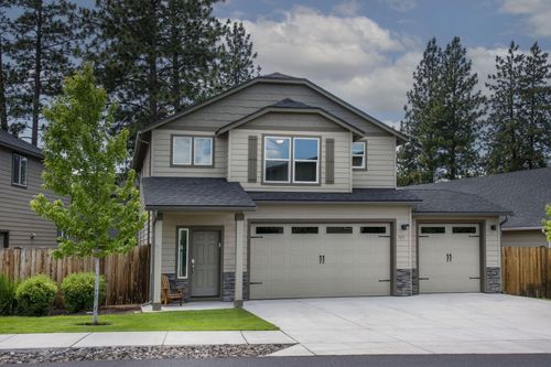 715 Brooks Camp Rd, Sisters, OR, 97759-3137 | Card Image