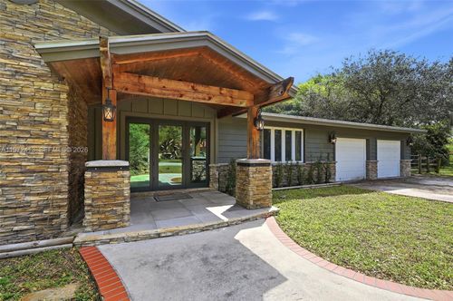 400 Farmington Dr, Plantation, FL, 33317-2633 | Card Image
