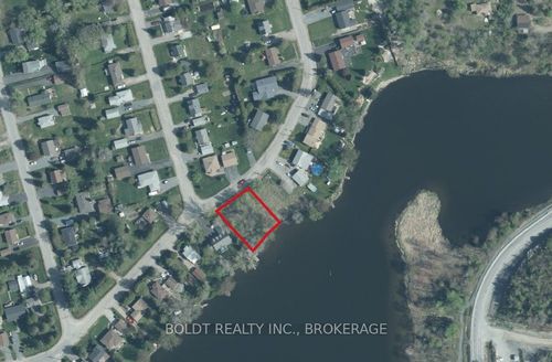 39 Simon Lake Dr, Naughton, ON, P0M2M0 | Card Image