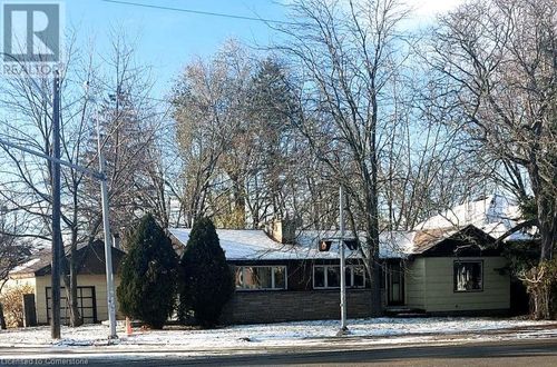 976 Stone Church Rd E, Hamilton, ON, L8W1B1 | Card Image