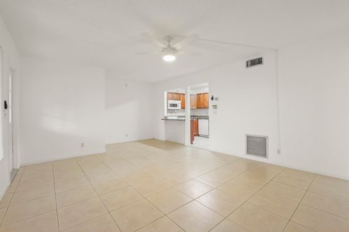 b1-4709 Sable Pine Cir, West Palm Beach, FL, 33417-2796 | Card Image