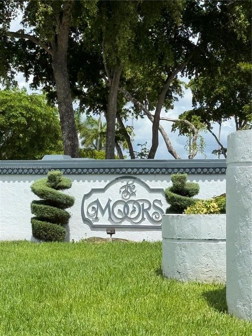 17230-17230 Nw 60th Ct, Hialeah, FL, 33015-4613 | Card Image