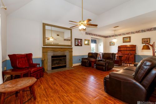 11918 Spring Meadow Dr, Baton Rouge, LA, 70818-2600 | Card Image