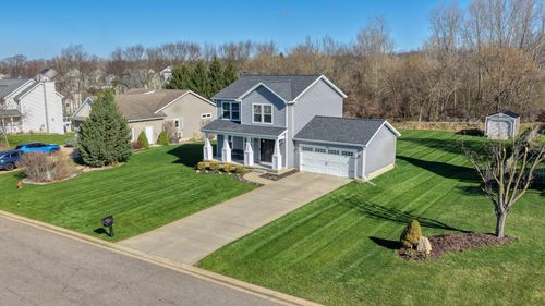 744 Pemberton Ln, Jackson, MI, 49203-7127 | Card Image