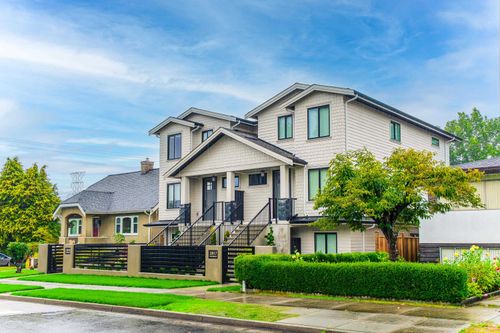 3817 Oxford St, Burnaby, BC, V5C1C2 | Card Image