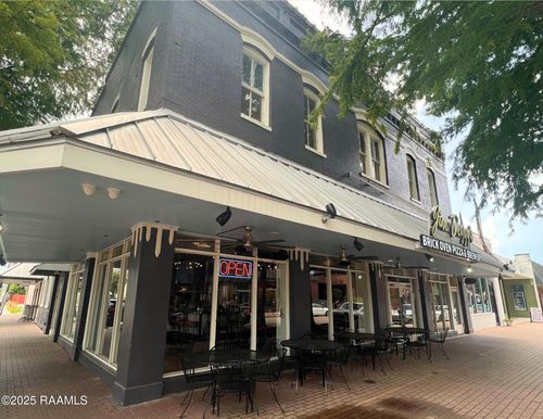 201 Jefferson St, Lafayette, LA, 70501-7054 | Card Image
