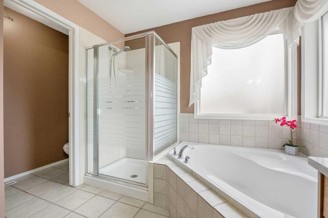226 Everwillow Close Sw, House other with 5 bedrooms, 4 bathrooms and 4 parking in Calgary AB | Image 28