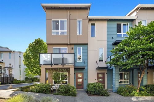 14646 35th Ct Ne, Lake Forest Park, WA, 98155-7826 | Card Image