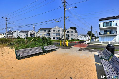 1b-215 Beach St, West Haven, CT, 06516-6131 | Card Image