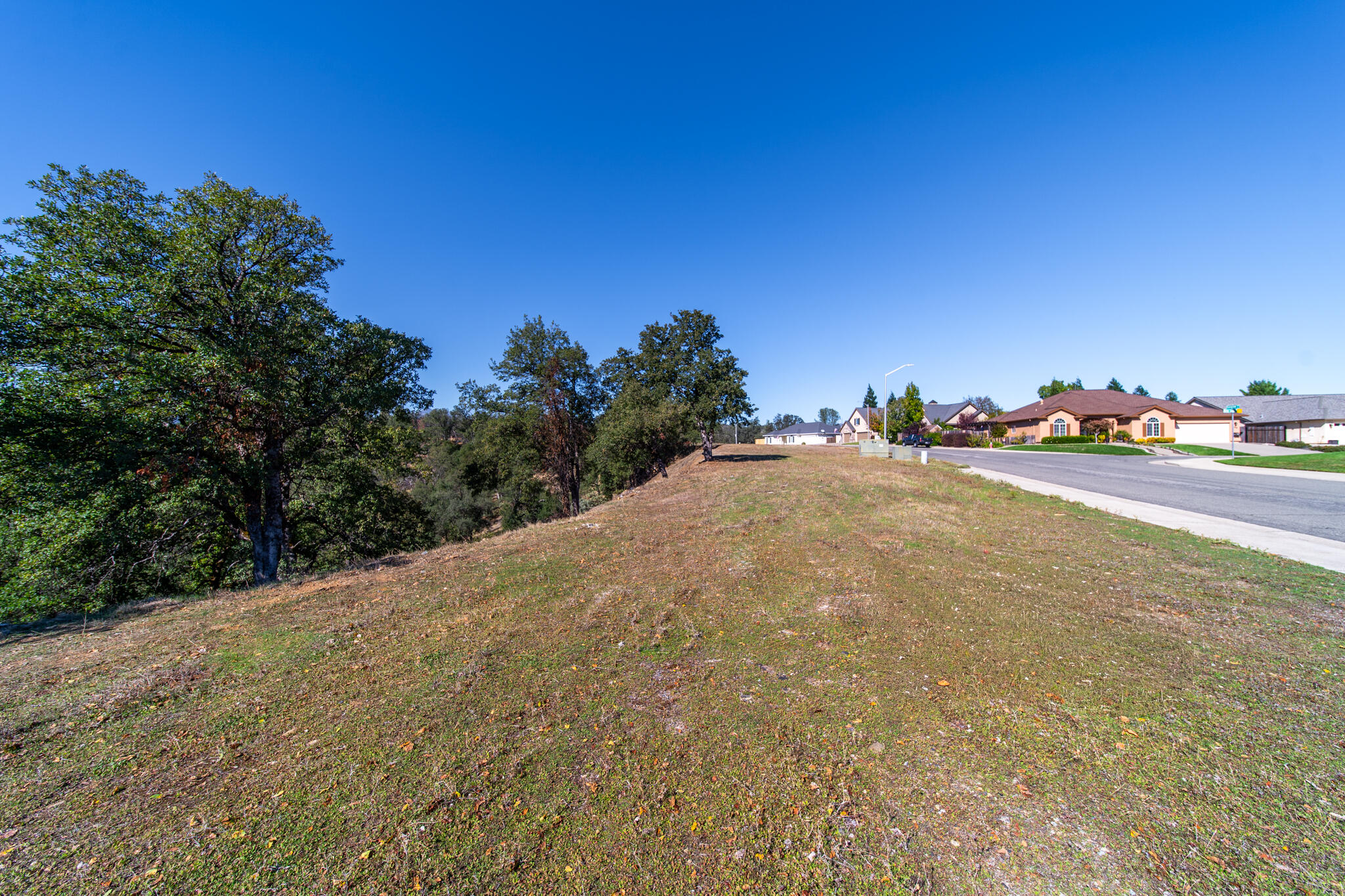 Land in Redding 4
