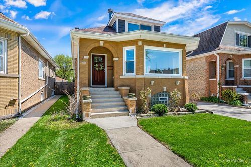 2937 N 74th Ct, Elmwood Park, IL, 60707-1252 | Card Image